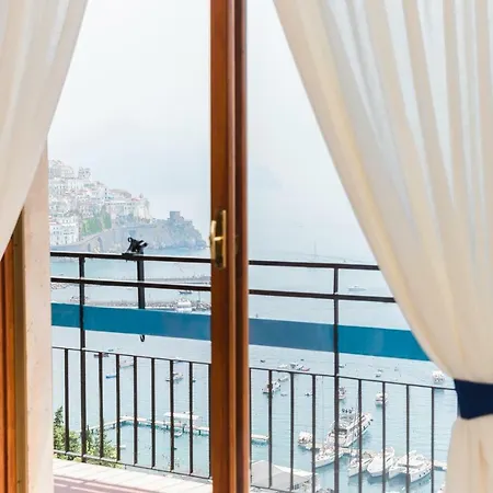 Belvedere Apartment Amalfi Exterior photo